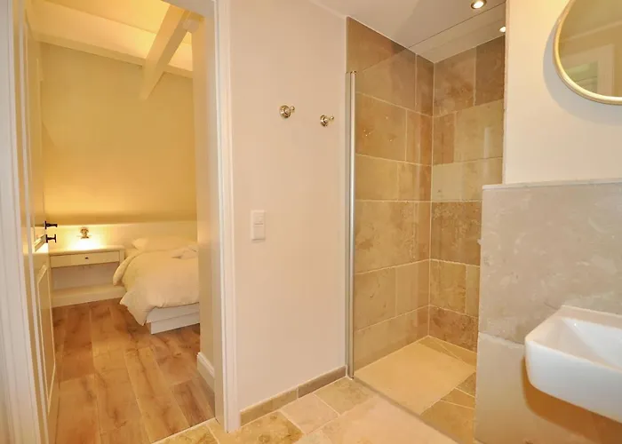 Doppelhaushaelfte Spo-stern Casa de Férias